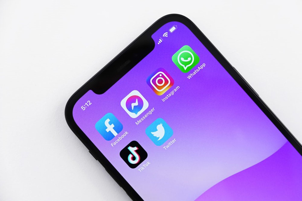 Social-Media-Werbekennzeichnung Social-Media-Werbekennzeichnung auf verschiedenen Kanälen